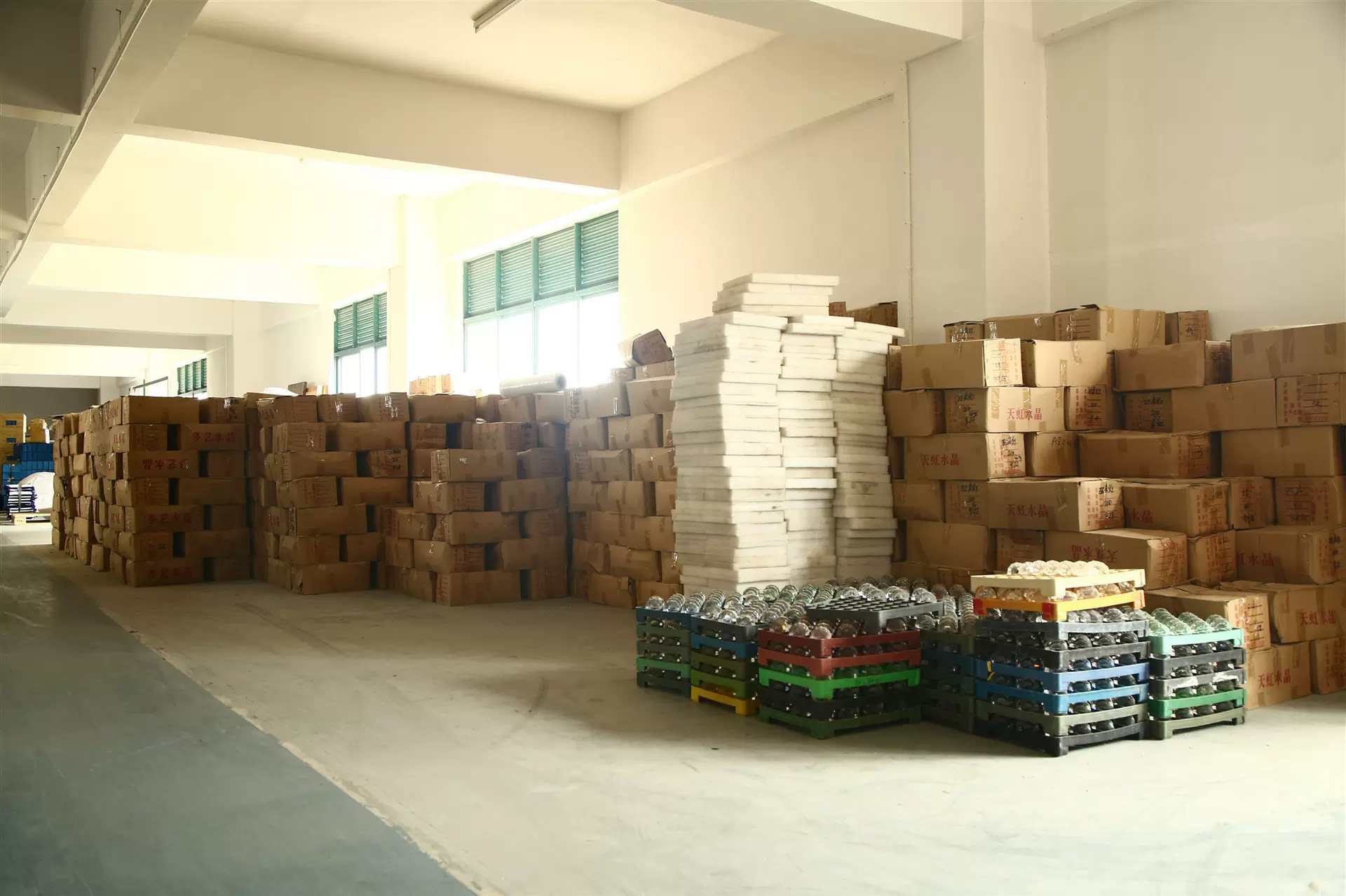 Large-scale warehouse inventory - factory capability